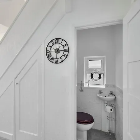 Host & - Sea Haven Redcar