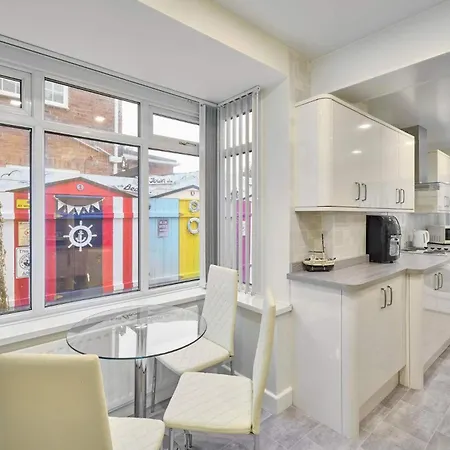 Host & - Sea Haven Redcar