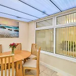 Host & - Sea Haven Редкар