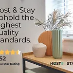 Host & - Sea Haven Дом отдыха *